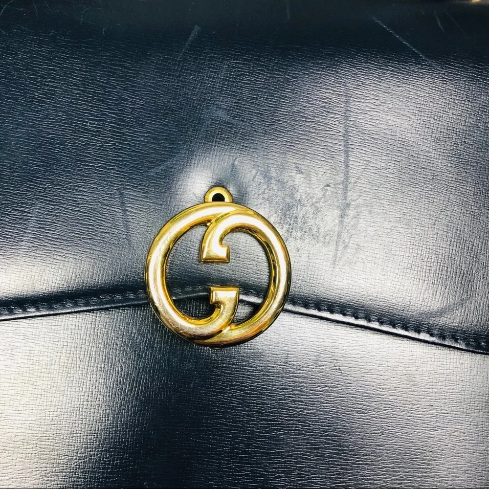 GUCCI navy blue gold vintage envelope small purse - Picture 4 of 8